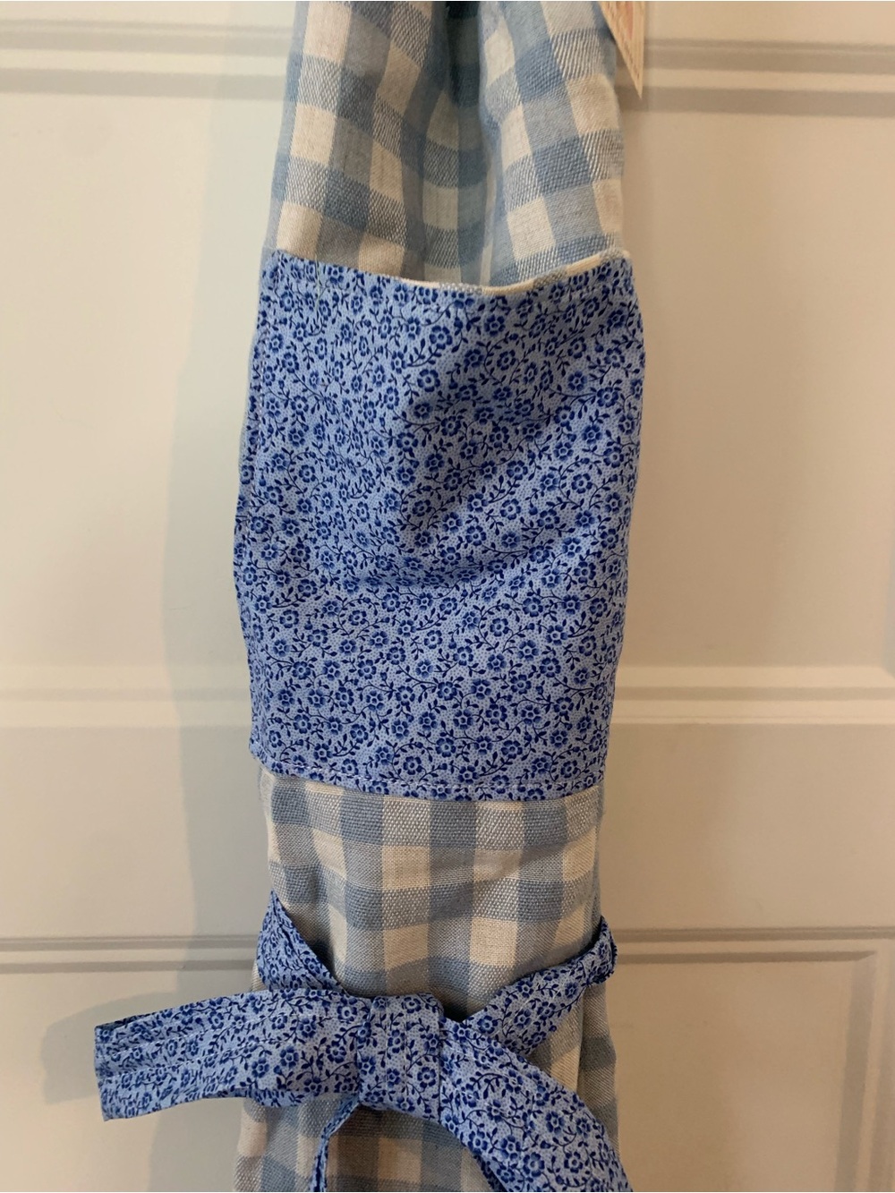 Les Trouve-Tout d'En Haut , Handmade Blue Patchwork Kitchen Apron XL - Picture 4 of 4